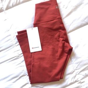 Lululemon wunder under 21” cayenne
